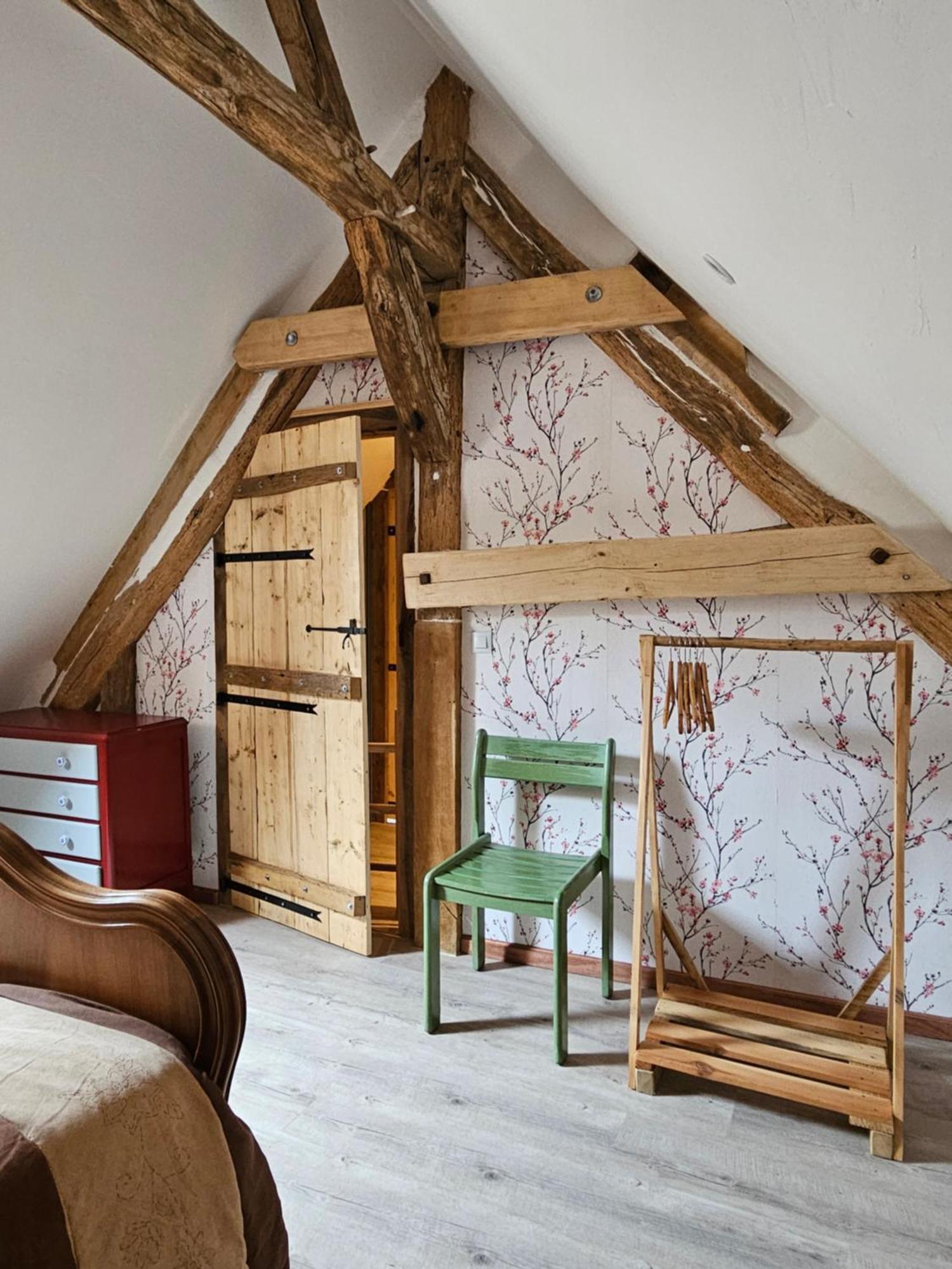 Moulin De Galerne, Le Gite Du Boulanger Seigy Extérieur photo