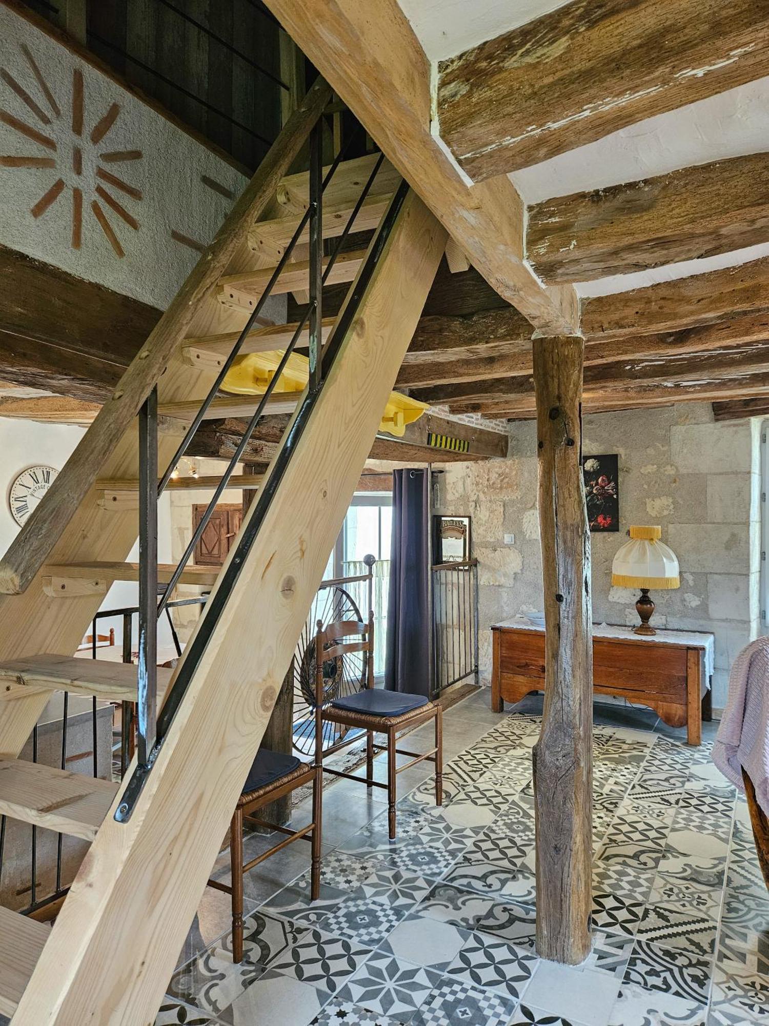 Moulin De Galerne, Le Gite Du Boulanger Seigy Extérieur photo